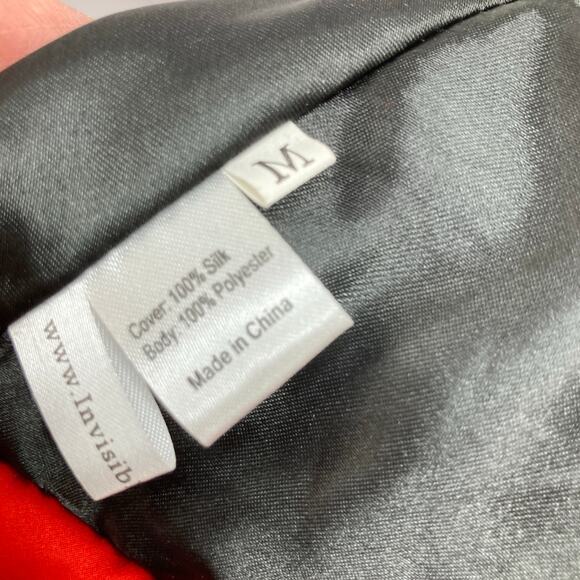 Invisible World Silk Lined Butterfly Black/Red Fleece Hat Womens M Natural Hair - Picture 4 of 7